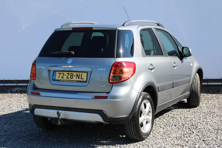 Suzuki SX4 1.6 4Grip Exclusive, Trekhaak, Cruise Control, Keyless, Climate Control en Dealer onderhouden! afbeelding 3