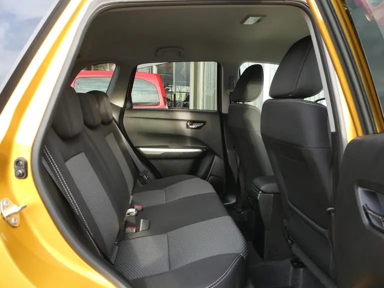Suzuki Vitara 1.5 Hybrid Select, Automaat, NIEUW, 6 jaar Navigatie, Achteruitrijcamera afbeelding 24