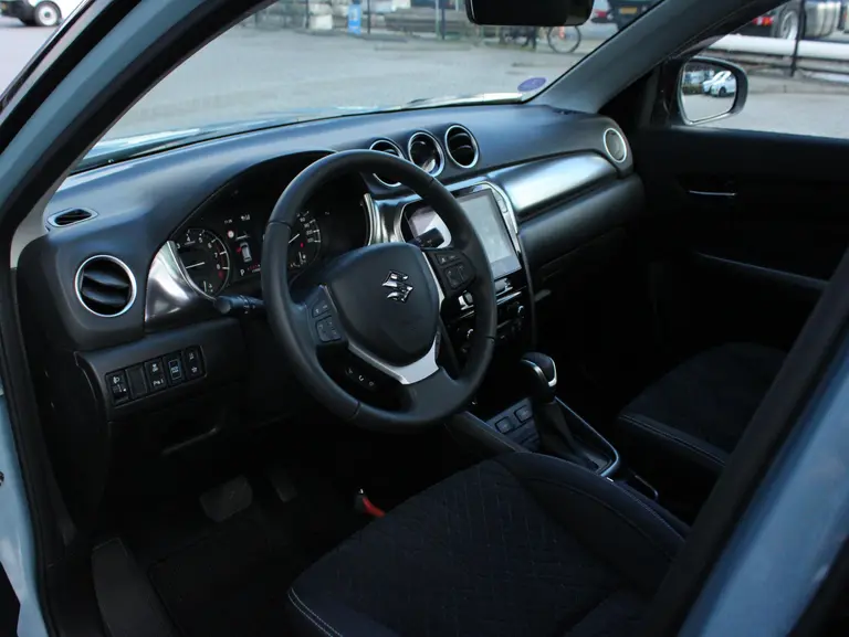 Suzuki Vitara 1.5 Hybrid Style Automaat afbeelding 5