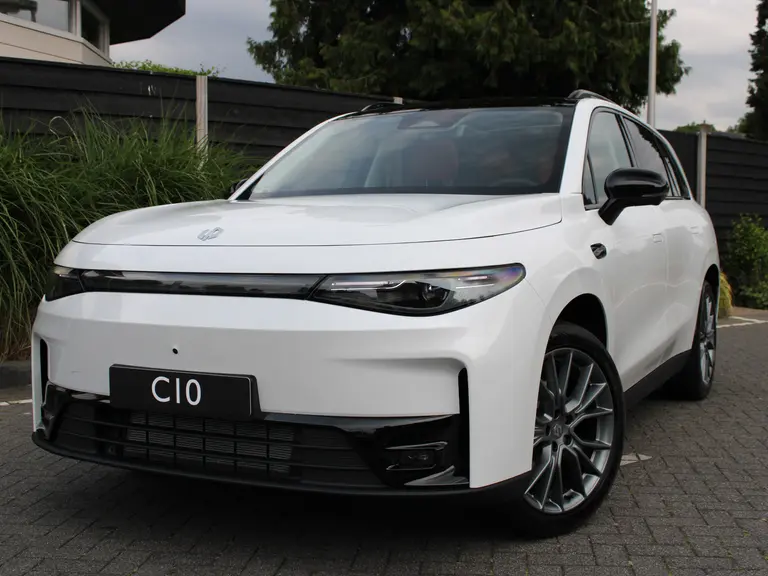 Leapmotor C10 REEV Design 28.4 kWh Camera systeem rondom, Stoelverwarming/koeling, Panoramadak, Navigatie afbeelding 45