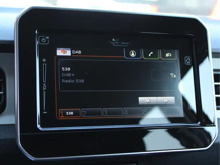 Suzuki Ignis 1.2 Smart Hybrid Style Cruise en Climate Control, Navigatie, Keyless Go, Carplay/Android Auto afbeelding 24