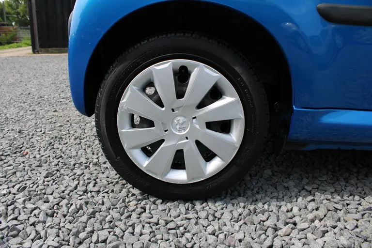 Peugeot 107 1.0-12V Urban Move 2e Eig. Dealer onderhouden! afbeelding 5