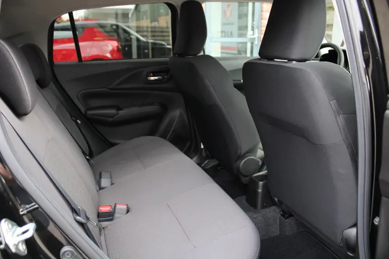 Suzuki Swift 1.2 Select Smart Hybrid Navigatie, Cruise Control Adaptief, Stoelverwarming, Apple Carplay/Android Auto Draadloos afbeelding 20