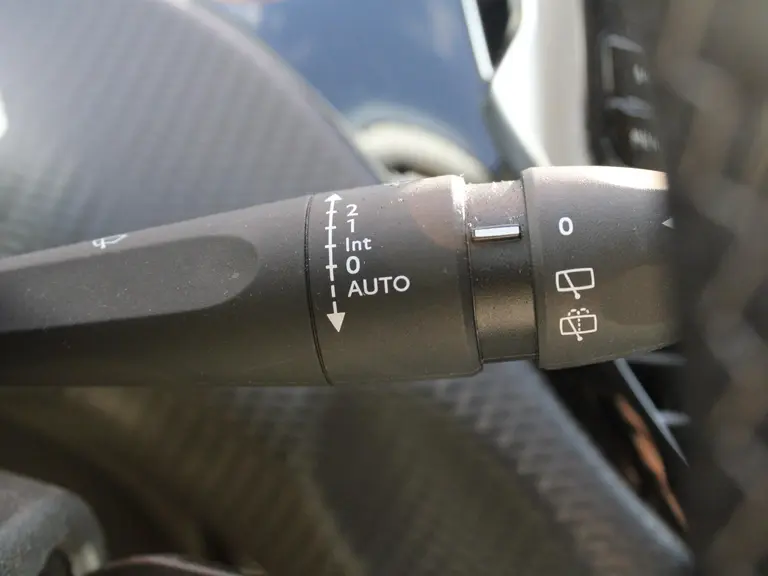 Peugeot 2008 1.2 PureTech Allure 130PK afbeelding 15