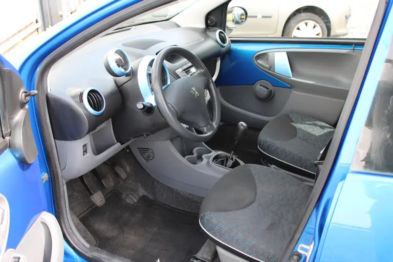 Peugeot 107 1.0-12V Urban Move 2e Eig. Dealer onderhouden! afbeelding 8