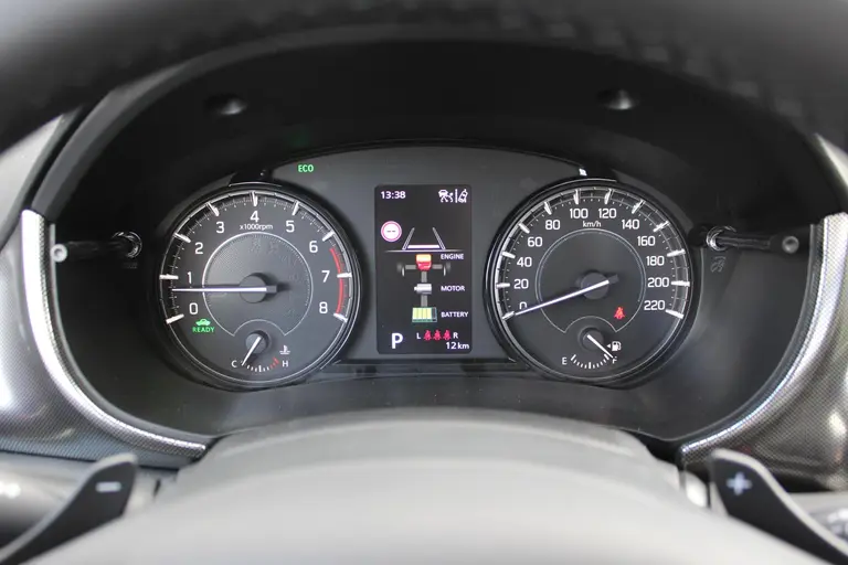Suzuki Vitara 1.5 Hybrid Style Demo Voordeel, Parkeersensoren Draadloos Carplay en Panorama Dak. afbeelding 13