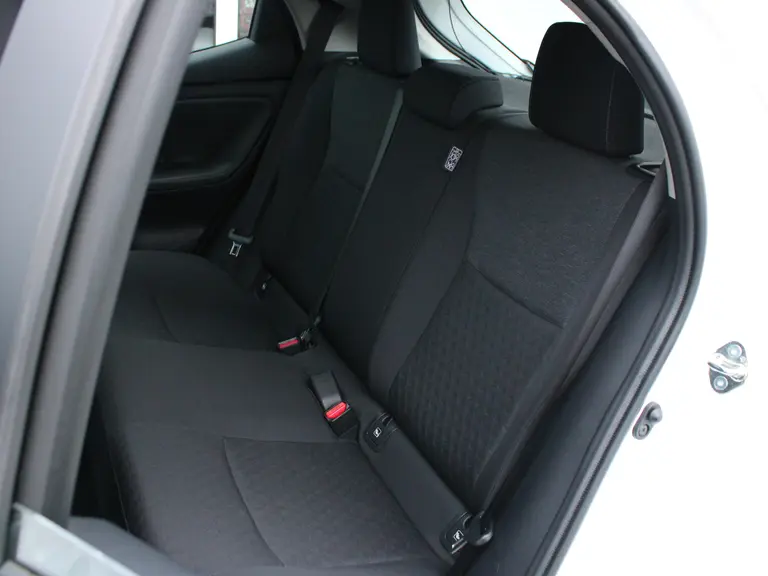 Toyota Yaris 1.0 VVT-i Active Cruise Control, Airco, Lichtmetalen Velgen, Bluetooth, Achteruitrijcamera afbeelding 7