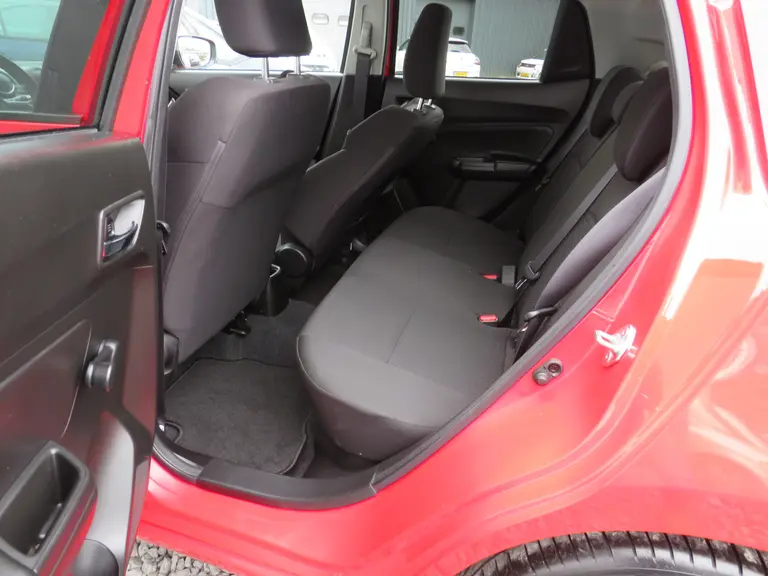 Suzuki Swift 1.2 Select, 17 inch LM-Velgen, Camera, Dealer onderhouden met Applecarplay/Androidauto afbeelding 11