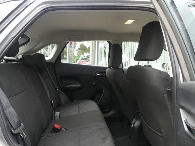 Suzuki Baleno 1.2 Exclusive All seasen banden, Dealer o.h., Airco, Stoelverwarming, afbeelding 21