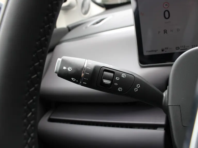 Leapmotor C10 REEV Design 28.4 kWh Camera systeem rondom, Stoelverwarming/koeling, Panoramadak, Navigatie afbeelding 26