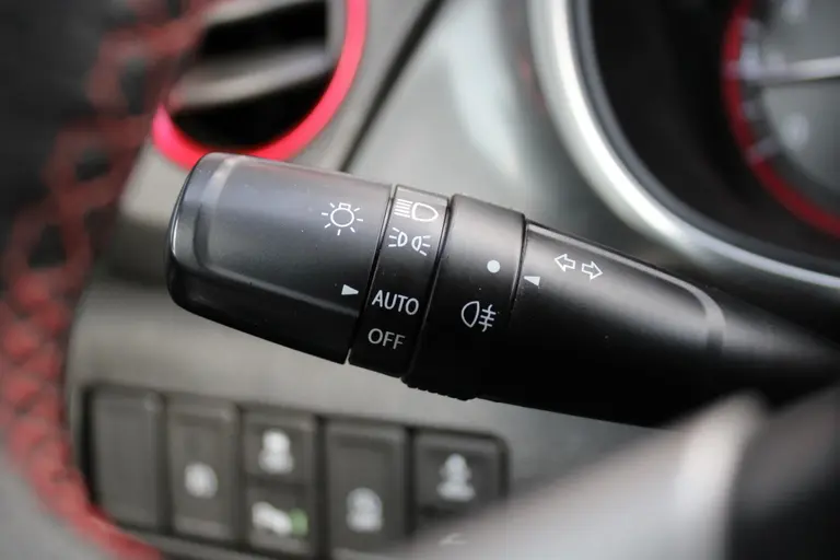 Suzuki Vitara 1.4 S Adaptieve Cruise Control, Parkeersensoren Voor en Achter, Climate Control, Navigatie, Stoelverwarming afbeelding 33