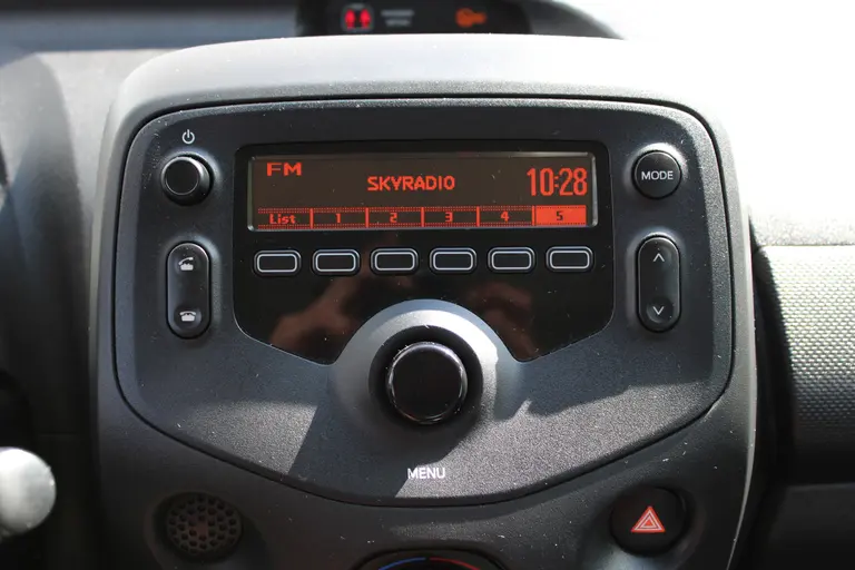 Toyota Aygo 1.0 VVT-i x-fun Elektr. ramen voor, Start/Stop Systeem, Airco, All-Season banden afbeelding 18