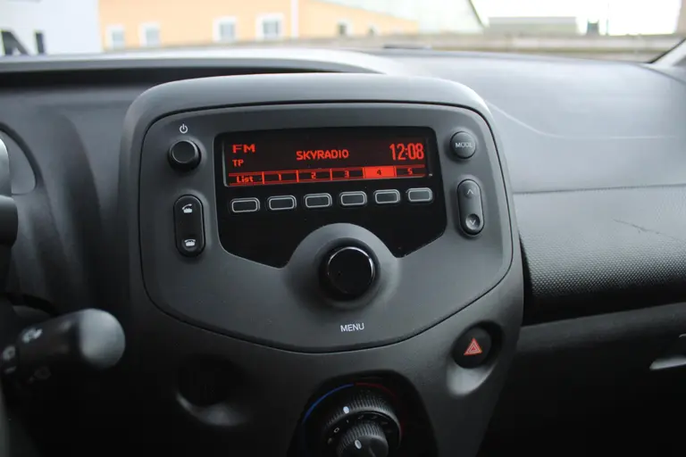 Toyota Aygo 1.0 VVT-i x-fun , 1e Eigenaar en Dealer onderhouden afbeelding 17