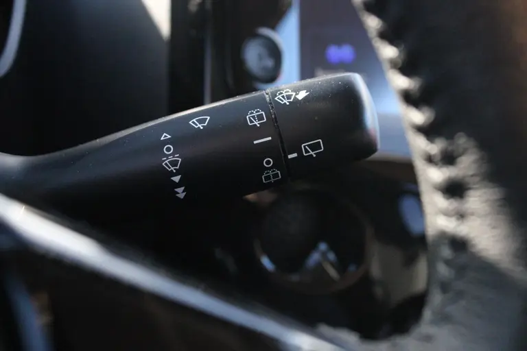 Peugeot 108 Allure 1.0 e-VTi 72PK 5DRS Climate control, Dimlicht Automatisch, Apple Carplay, Android Auto afbeelding 29
