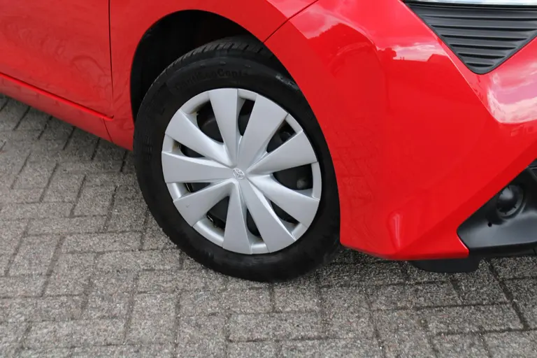 Toyota Aygo 1.0 VVT-i x-fun , 1e Eigenaar en Dealer onderhouden afbeelding 7