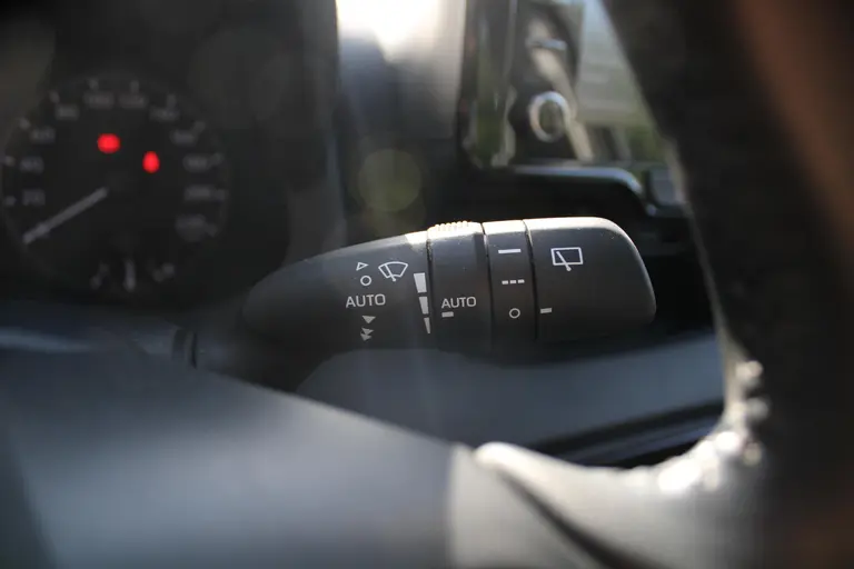 Toyota Yaris 1.5 Hybrid Active Automaat, Applecarplay/Androidauto, Cruise Control afbeelding 26