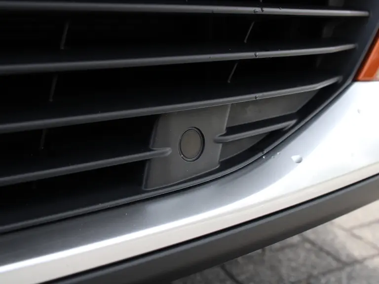 Peugeot 2008 GT-Line 1.2 PureTech 130PK Trekhaak, Navigatie, Achteruitrijcamera, Keyless Start, Parkeersensoren afbeelding 4