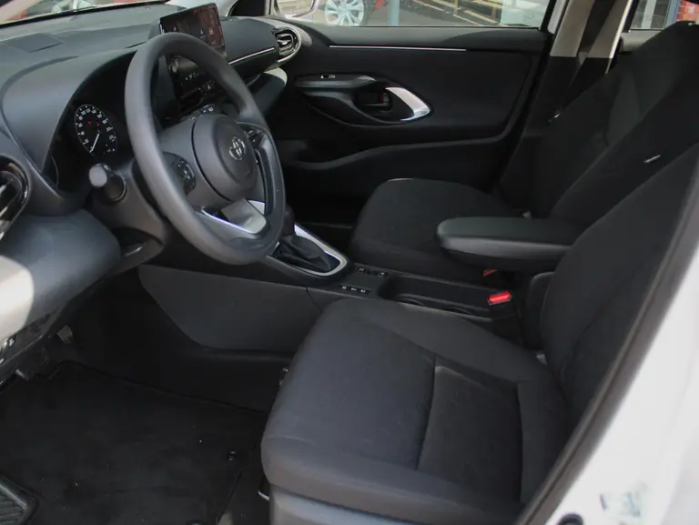 Toyota Yaris 1.5 Hybrid 115 Comfort Adaptieve Cruise en Climate Control, Carplay/Android Auto afbeelding 29