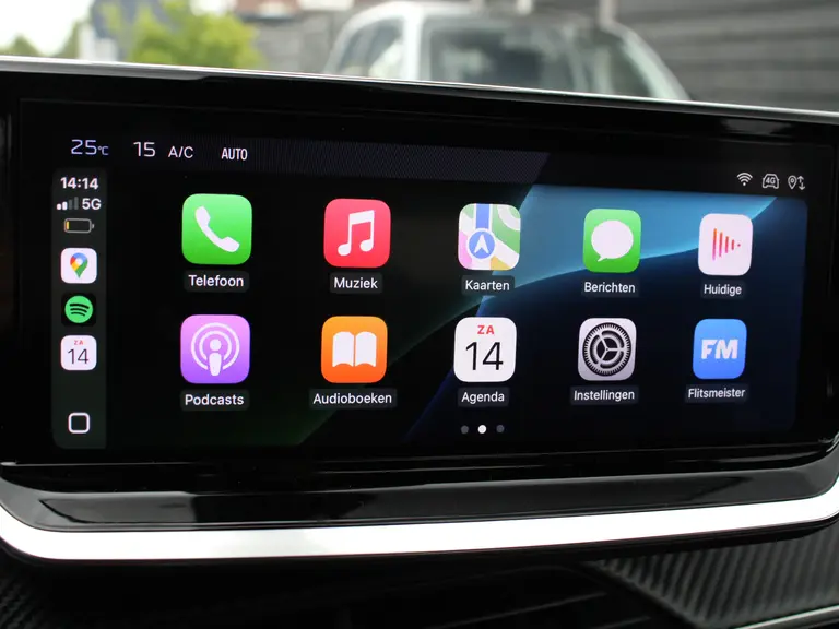 Peugeot 2008 Allure 1.2 PureTech 100PK Navigatie, Camera Achter, parkeerhulp voor en achter, Apple Carplay/Android auto draadloos afbeelding 23