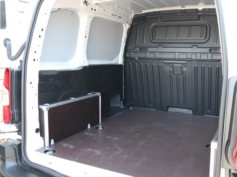 Citroën Berlingo 1.5 BlueHDi 100PK S&S L1 1000kg laadvermogen Achteruitrijcamera, Keyless Entry & Start, Draadloze Telefoonlader, Apple Carplay, Android Auto afbeelding 11