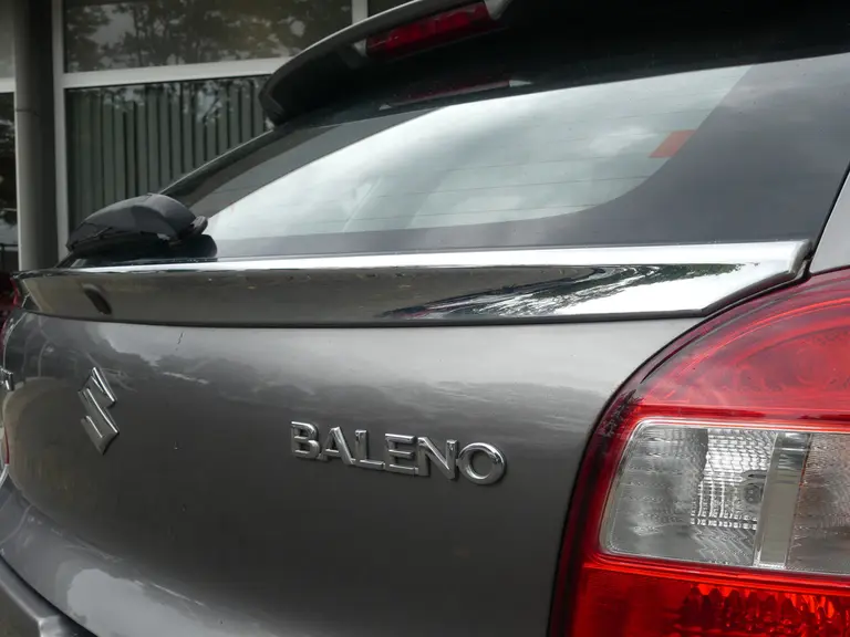 Suzuki Baleno 1.2 Exclusive All seasen banden, Dealer o.h., Airco, Stoelverwarming, afbeelding 23