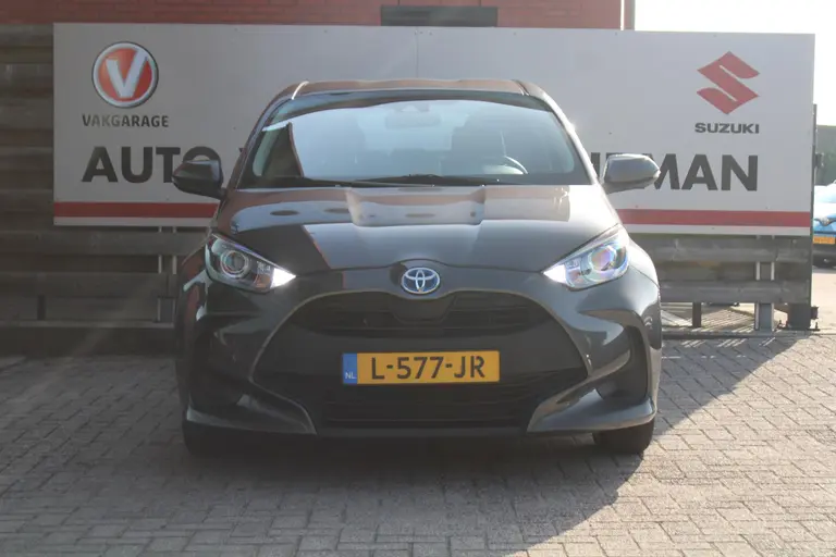 Toyota Yaris 1.5 Hybrid Active Automaat, Applecarplay/Androidauto, Cruise Control afbeelding 9