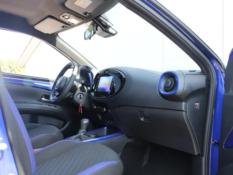 Toyota Aygo X 1.0 VVT-i S-CVT Automaat Pulse Carplay/Android Auto, Cruise/Climate Control, Bluetooth, Achteruitrijcamera afbeelding 9