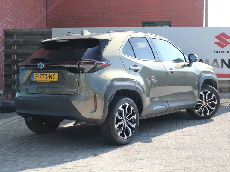 Toyota Yaris Cross 1.5 Hybrid Dynamic Automaat Achteruitrijcamera, Bluetooth, Airco Automatisch, Cruise Control Adaptief, Navigatie afbeelding 2
