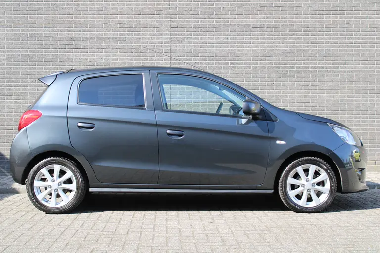 Mitsubishi Space Star 1.2 Intense+ Airco, Elek.bediende ramen en spiegels, Radio/CD, Privacy Glass, LM Velgen, afbeelding 2
