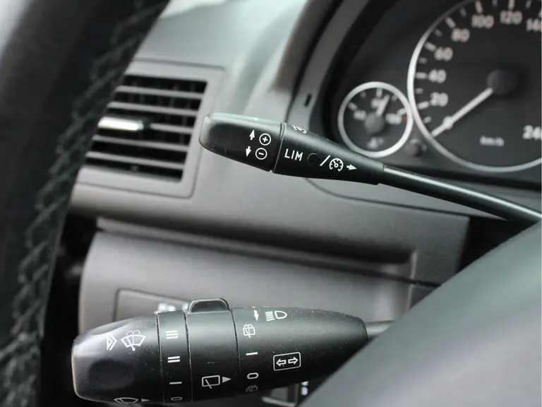 Mercedes-Benz A-Klasse 160 Business Class Avantgarde Automaat Trekhaak, Cruise Control, Airco afbeelding 25
