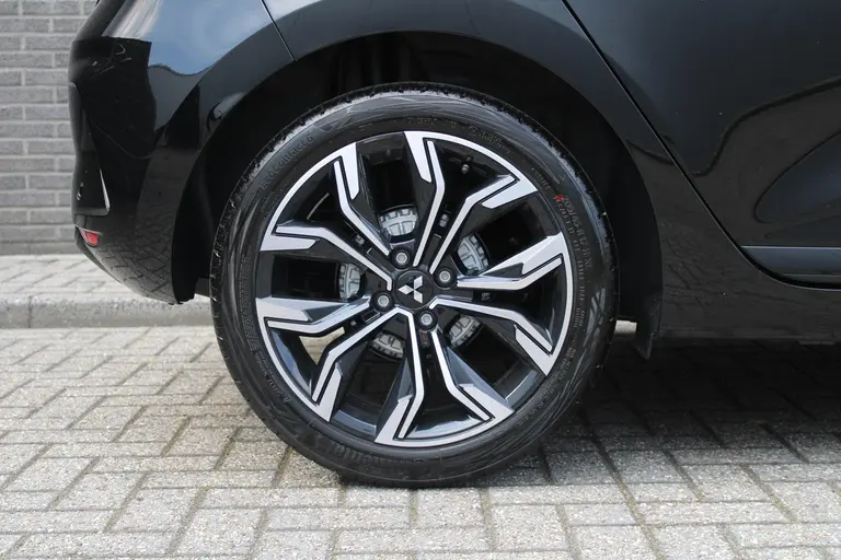 Mitsubishi Colt 1.0T MT First Edition Cruise/Climate control, Navigatie, Camera, Parkeersensoren v+a, 17"LM Velgen, afbeelding 29