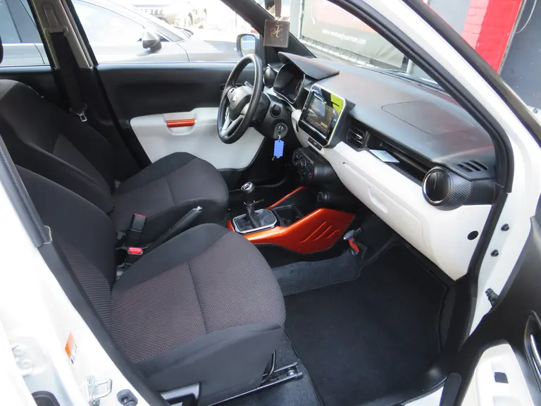 Suzuki Ignis 1.2 Select 1e Eigenaar, Dealer onderhouden, Achteruitrijcamera, Carplay en Stoelverwarming! afbeelding 12