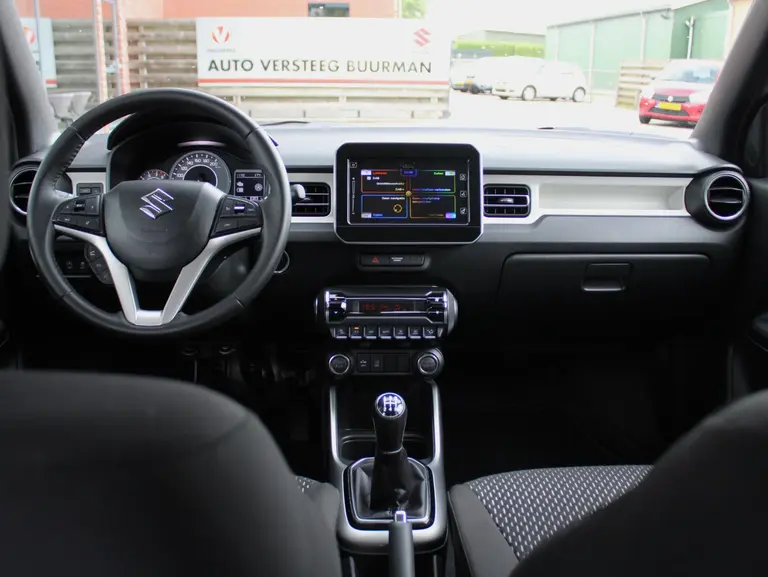 Suzuki Ignis 1.2 Smart Hybrid Style, Stijl , Cruise Control, Keyless en Navigatie afbeelding 19