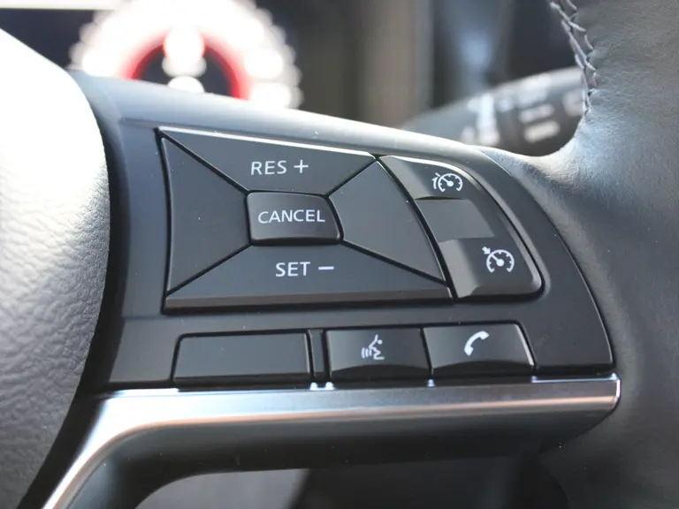 Nissan Juke 1.6 Hybrid 143PK N-Design Automaat Navigatie,  Achteruitrijcamera, Keyless Entry & Start, Stoel & Stuurverwarming, Parkeersensoren Voor & Achter afbeelding 22