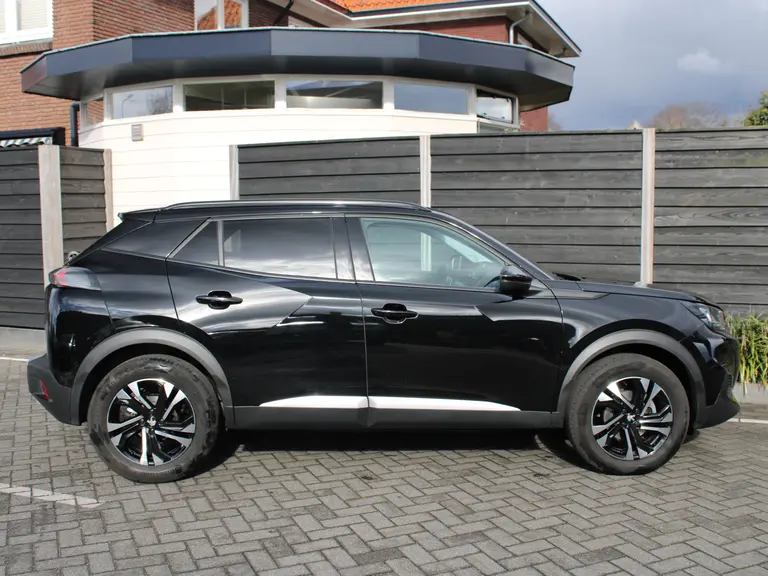 Peugeot 2008 1.2 PureTech 130PK Allure Pack EAT8 Navigatie, Trekhaak afneembaar, Camera Achter, Parkeerhulp achter, Climate Control afbeelding 8