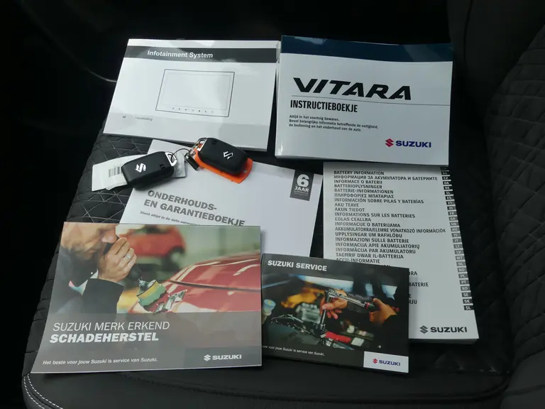 Suzuki Vitara 1.4 Boosterjet Style Smart Hybrid 6 jaar garantie! Nieuw uit voorraad leverbaar! Sunroof! afbeelding 34