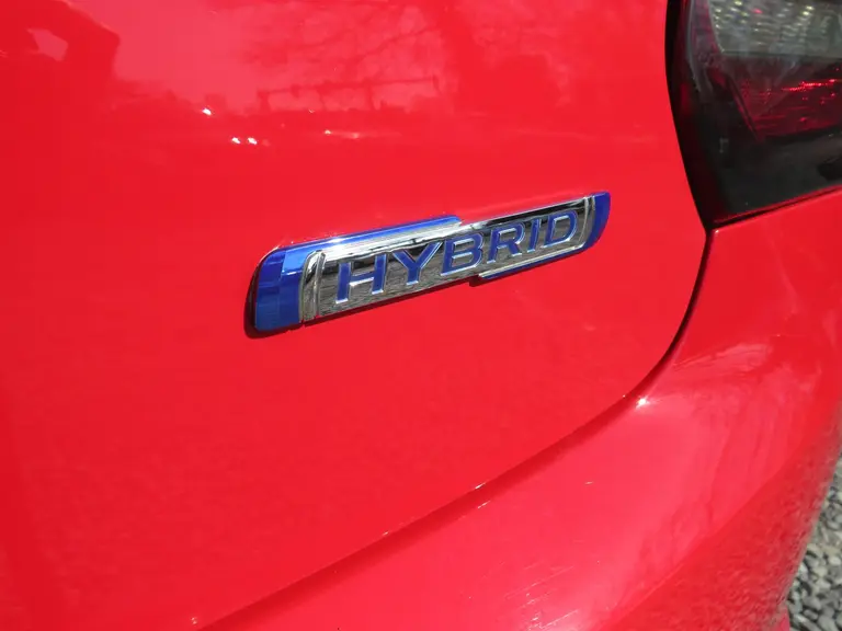 Suzuki Swift 1.2 Smart Hybrid, Dealer onderhouden, LM-Velgen, Alcantara bekleding en Dakspoiler afbeelding 6