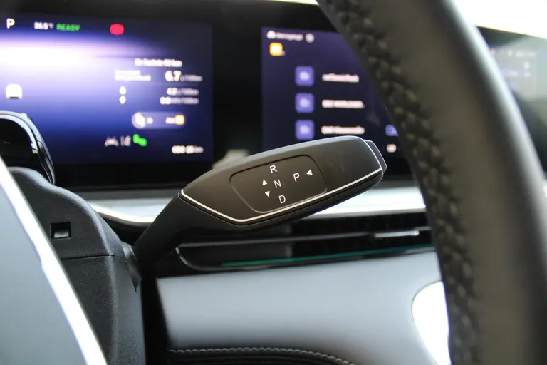 Omoda 9 SHS PHEV Premium 34,46 kWh Super Hybrid System, 20"LM velgen, Elek.schuif/kanteldak, Camera voor/achter, 1.500 kg trekgewicht afbeelding 20
