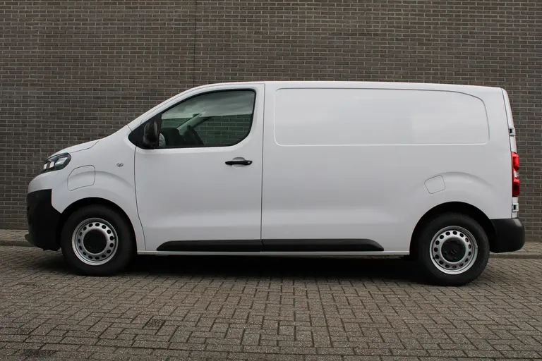 Citroën Jumpy Club M 50 kWh Cruise control, Airco, Apple carplay/Android auto, Radio, Elek.bediende ramen en spiegels afbeelding 2