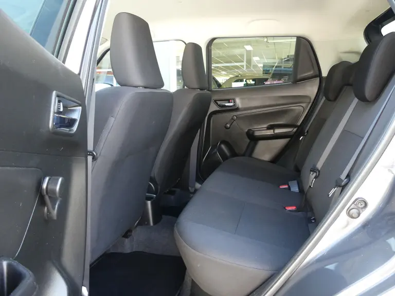 Suzuki Swift 1.2 Select AUTOMAAT, Airco, Navigatie, Camera, Parkeersensoren Stoelverwarming afbeelding 9