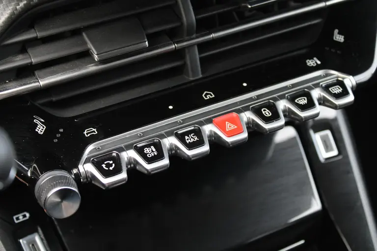 Peugeot 208 Hybrid 100 e-DCS6 Allure Automaat, Navigatie, Applecarpl./Andr. Auto, Keyless entry/Start afbeelding 25