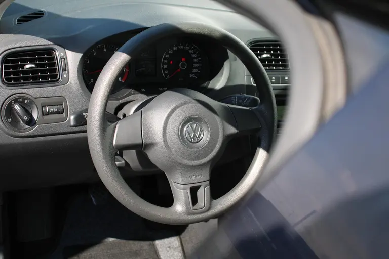 Volkswagen Polo 1.2 Easyline , Nette auto! afbeelding 3