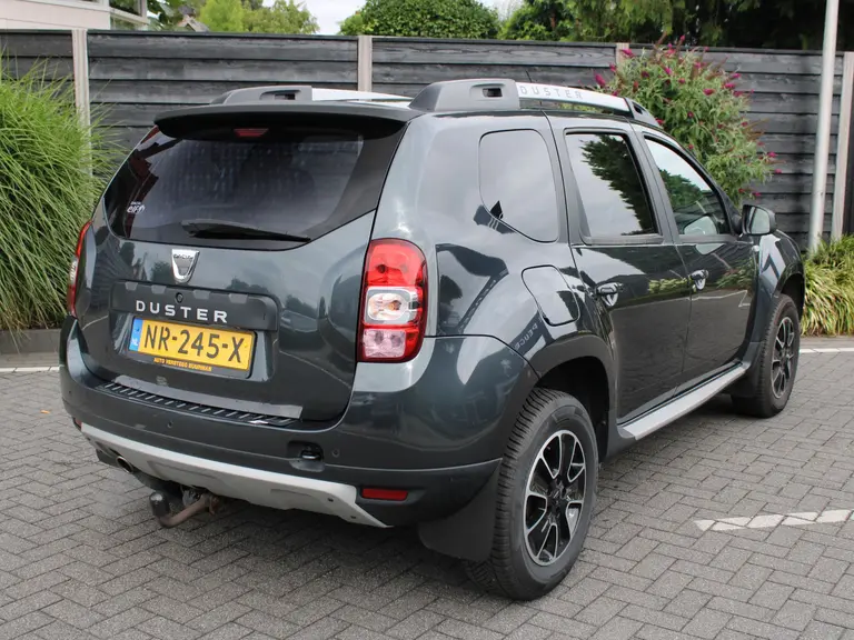 Dacia Duster Blackshadow 1.2 TCe 4x2 125PK Leder, Trekhaak, Achteruitrijcamera, Navigatie, Airco afbeelding 7