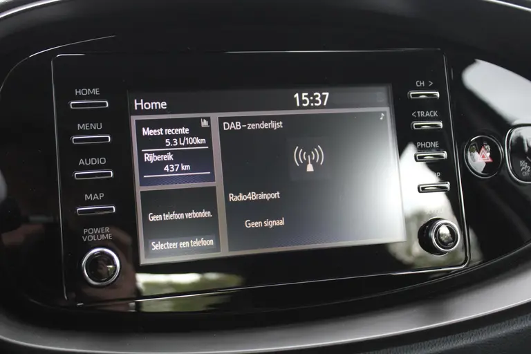 Toyota Aygo X 1.0 VVT-i S-CVT Play Achteruitrijcamera, DAB+ Radio, Airco, Bluetooth, Cruise Control Adaptief € 399,- private lease afbeelding 21