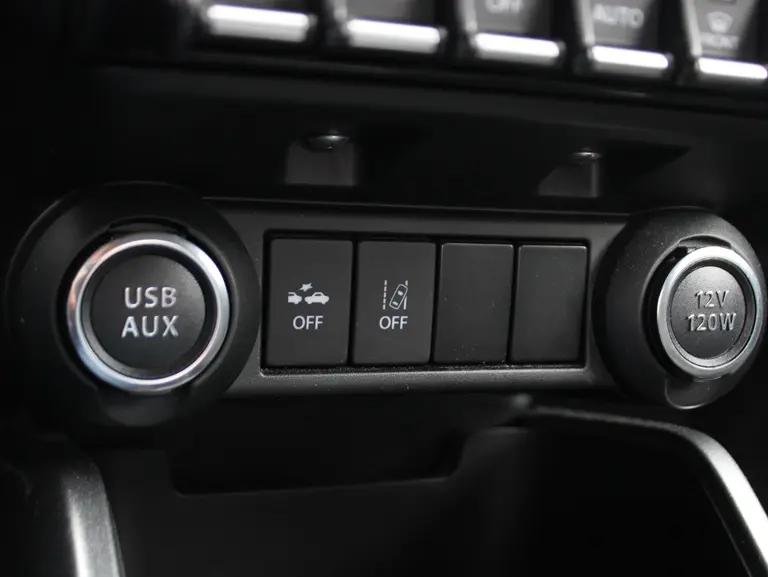 Suzuki Ignis 1.2 Smart Hybrid Style, Stijl , Cruise Control, Keyless en Navigatie afbeelding 22