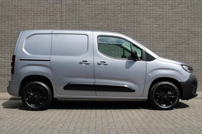 Citroën Berlingo 1.5 BlueHDi 130PK EAT8 Automaat L1 Achteruitrijcamera, Keyless Entry & Start, Parkeersensoren Achter, Aple Carplay, Android Auto afbeelding 3