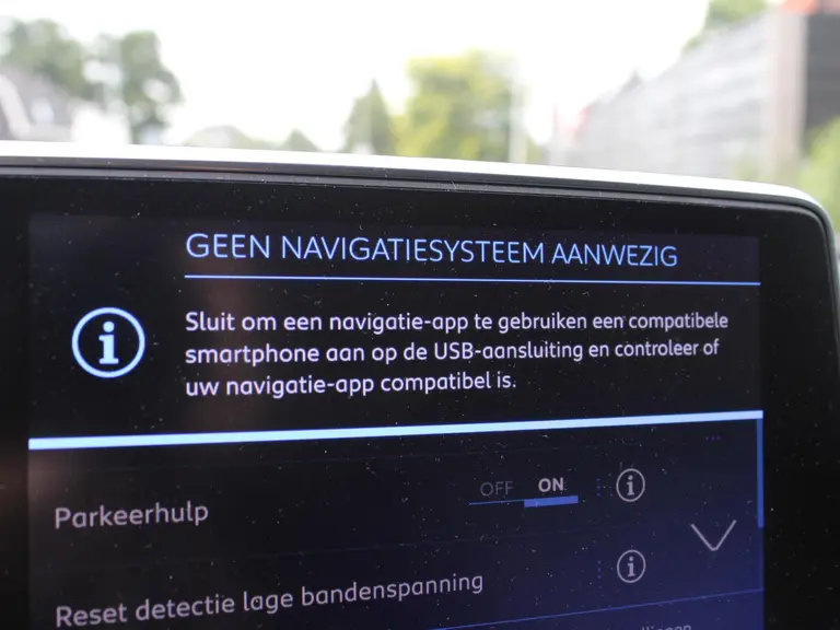 Peugeot 3008 Allure 1.2 PureTech 130PK Trekhaak, AppleCarPlay/AndroidAuto Navigatie, Lichtmetalen velgen, Parkeerhulp voor & achter afbeelding 18