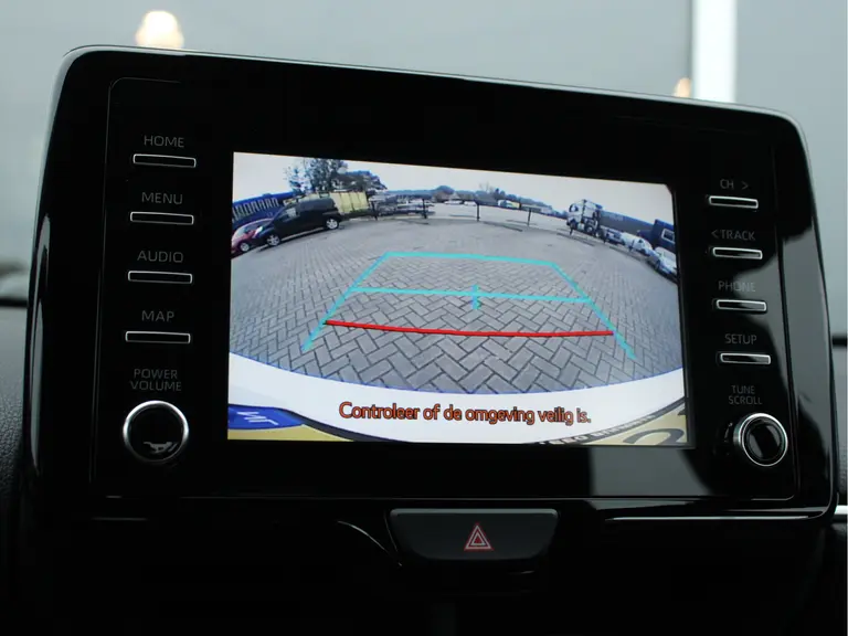 Toyota Yaris 1.0 VVT-i Active Cruise Control, Airco, Lichtmetalen Velgen, Bluetooth, Achteruitrijcamera afbeelding 22