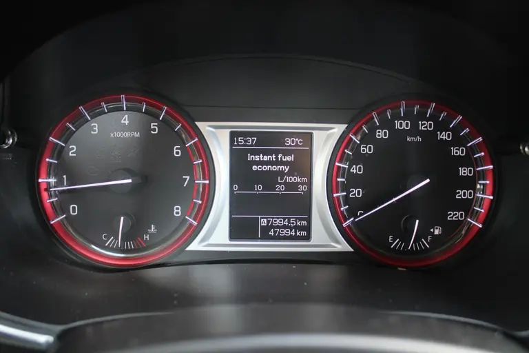Suzuki Vitara 1.4 S Adaptieve Cruise Control, Parkeersensoren Voor en Achter, Climate Control, Navigatie, Stoelverwarming afbeelding 30