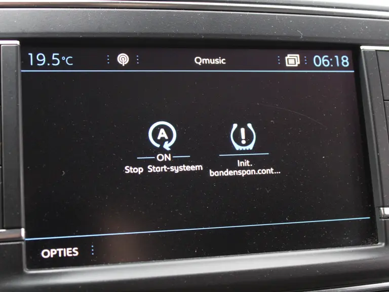 Peugeot Expert Premium Pack 2.0 BlueHDI 120PK 231C Navigatie, Parkeersensoren Achter, Cruise Control, Airco, Bluetooth, Grip Control afbeelding 25